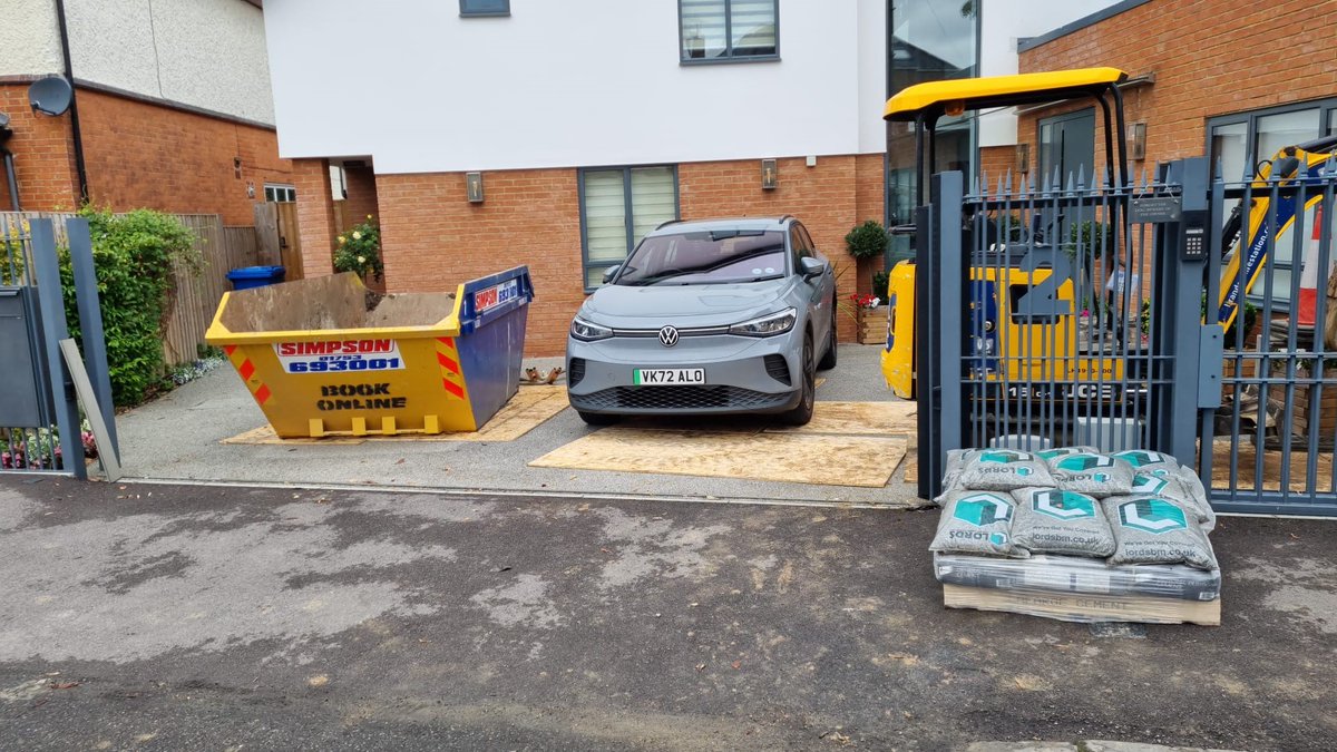 Need help with a #drainage #groundworks project? We can assist with #manhole #repairs, #new #sewer #connections and #storm #water #connections. For a FREE quotation get in touch on 0845 1949200.
Visit our website: wilkinson-env.co.uk