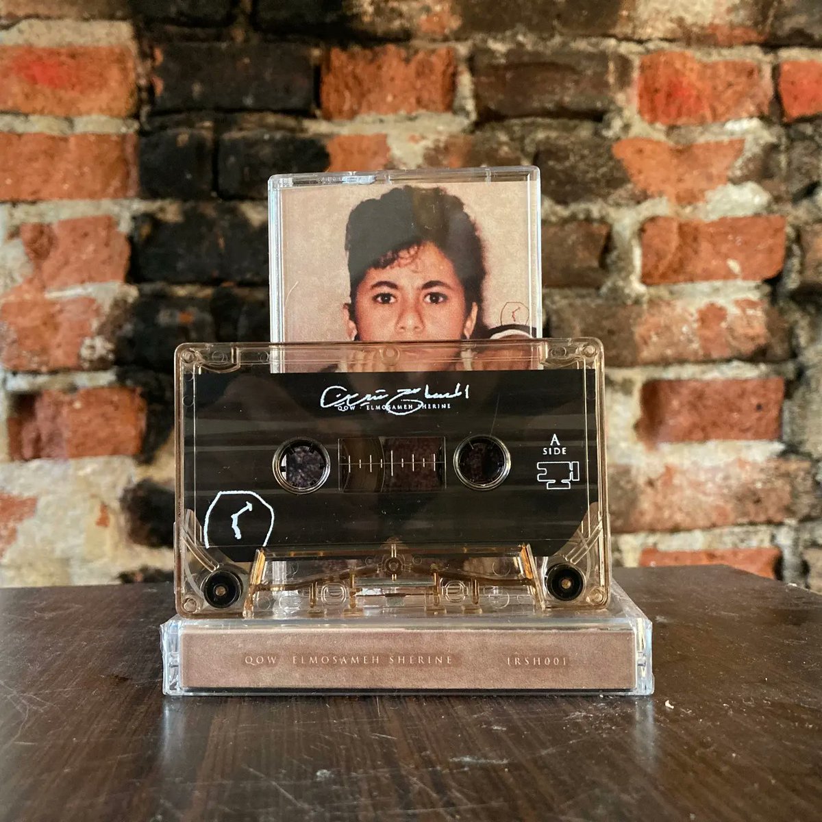 Happy release day!
"El Mosameh Sherine" by Qow out now on bandcamp and limited edition cassette 🤎⏳

byqow.bandcamp.com/album/elmosame…

Produced by Omar El Sadek
Harp on Track #8 by Mariana Jouzová
Mastering by Oliver Torr
Typography by Germine Walid
Artwork by Omar El Sadek