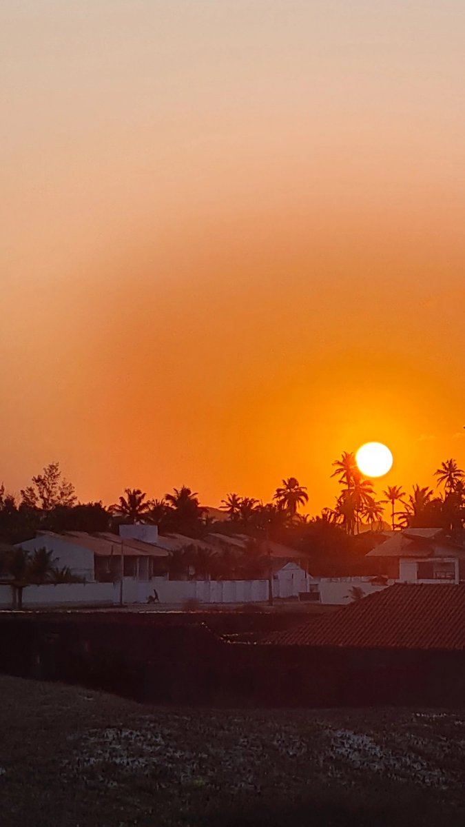 clicksdoguedes's tweet photo. #PorDoSol #Sunset #Cumbuco #Ceará #Natureza #Nature #Photography #Photo https://t.co/NzKGrDyRYA