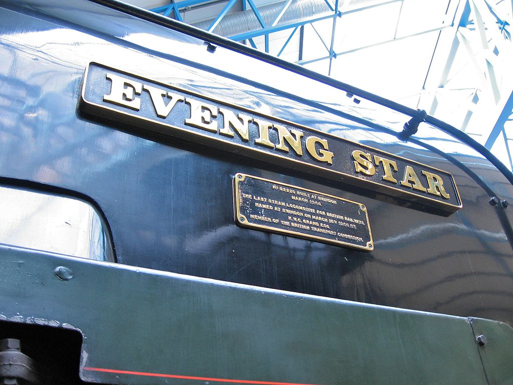BritishHistorym's tweet image. #otd 8 September 1962 – Last run of the famous Pines Express over the Somerset &amp;amp; Dorset Railway line (UK) fittingly using the last steam locomotive built by British Railways, BR Standard Class 9F 92220 Evening Star.

#britishhistory #pinesexpress #eveningstar #steamlocomotive