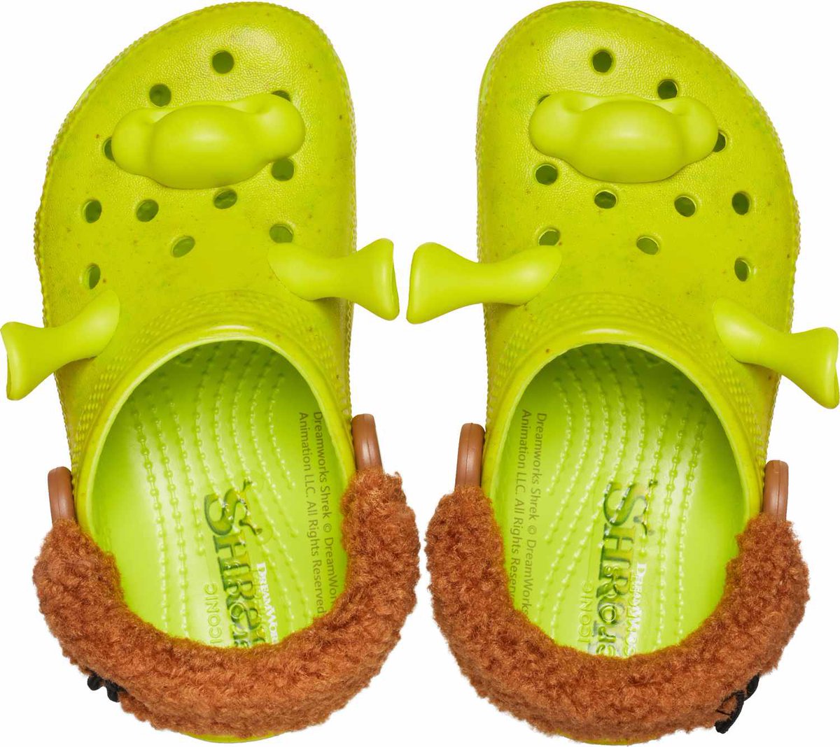 moonstudio_ec's tweet photo. Algo que no sabías que necesitabas de pronto solo aparece. 😍
Crocs lanza su línea basada en Shrek.🫶
Crocs, tome todo mi dinero. 💸
#Shrek #Crocs #CrocsShoes https://t.co/qKySdrNYTe