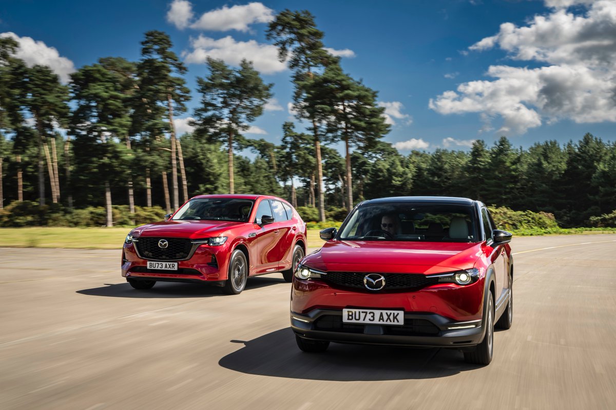 Bolton_Motorprk's tweet photo. NEW 73 PLATE

Which pair looks best with the new 73 plate?

#Mazda

https://t.co/vVaBVDUHSi https://t.co/8YASdnzkXQ