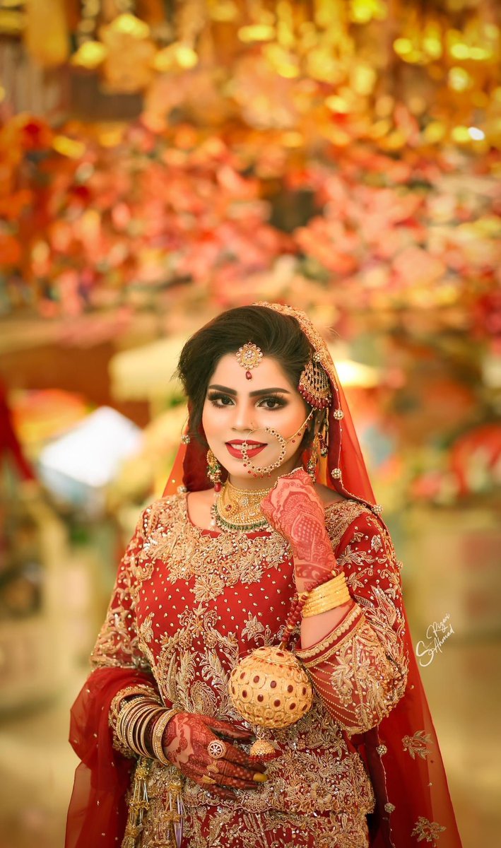 shazioffical's tweet photo. We specialize in Bridal Photoshoots (studio &amp; outdoor), Event Photography, Video Coverage, Portfolios, Product Photography and Family Shoots.

Our all new packages are now available. 
Please WhatsApp 0323 0416191

 #shazistudio #shaziistudio #weddingphotography https://t.co/1fGEiX1cIx
