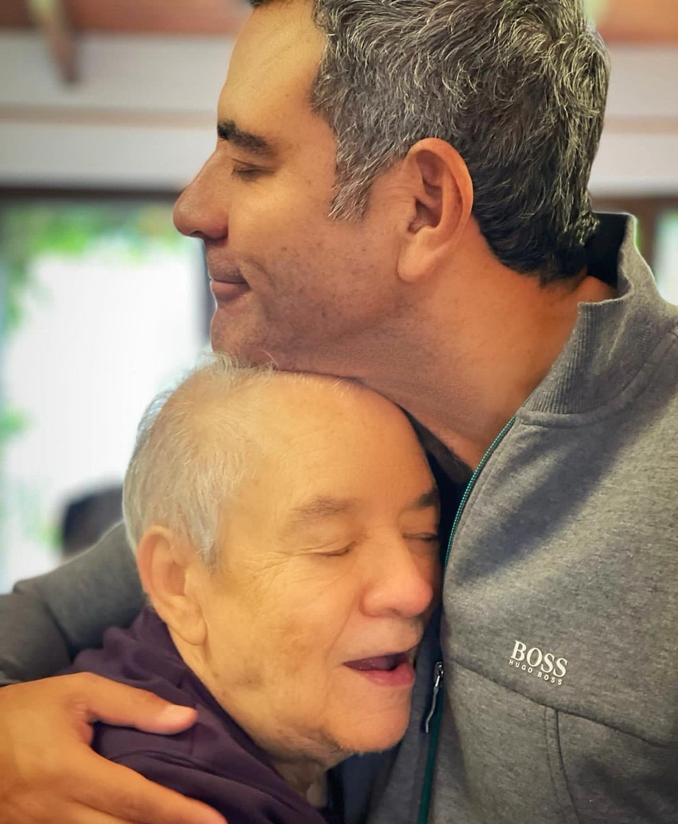 SANDARTI's tweet photo. Hay fiesta en el Cielo y mi Gertie ya está en presencia del Señor. Hoy celebramos la vida de una mujer excepcional, que dejó huella en el corazón de todos los que la conocieron. Disfruta tu regreso a Casa mi viejita hermosa. Te amo mamá, siempre estarás aquí, hoy ya eres eterna. https://t.co/jotHfdH7ha