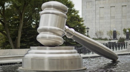 GovernmentLegal's tweet image. #DidYouKnow 

Despite being shown in cartoons and TV shows and frequently mentioned whenever judges are, gavels have never been used in the criminal courts in England and Wales.  #LegalFacts