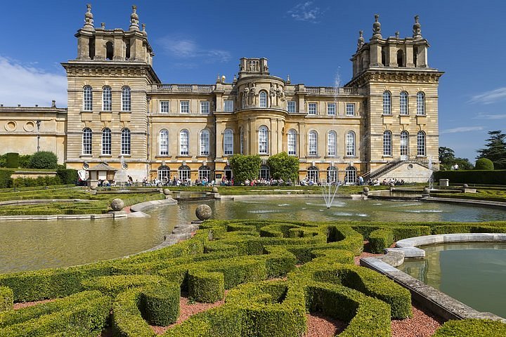 ChurchillCentrl's tweet photo. Visit the new online exhibition at 'Churchill at Blenheim Palace'. 

https://t.co/J7dVBL9Okd https://t.co/23KKsFGDL5