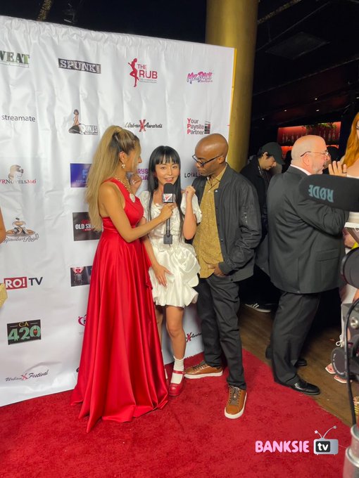 Check out more pics of the Los Angeles @urbanXawards w/ your favs in the industry! @BanksieTV @HarleyxxxHaze<a class="tags" target="_blank" title="On Twitter" href="/?out=eyJ0eXAiOiJKV1QiLCJhbGciOiJIUzUxMiJ9.eyJpYXQiOjE3MjM3NzIyMDMsImlzcyI6InR3cG9ybnN0YXJzLmNvbSIsIm5iZiI6MTcyMzc3MjIwMywiZXhwIjoxNzU1MzA4MjAzLCJyZWRpcmVjdF91cmwiOiJodHRwczovL3R3aXR0ZXIuY29tL3VyYmFuWGF3YXJkcyJ9.GoKIWymZe_ltbS1l20lEoWHJ7sNOFZiLhXxJqkfbkZQimDJrD7Glk2mGAPKnW3dUQb70I5C1AP0ai1weSabWRA">@urbanXawards</a><a href="/tag/banksie"class="tags"><span>#banksie</span></a>