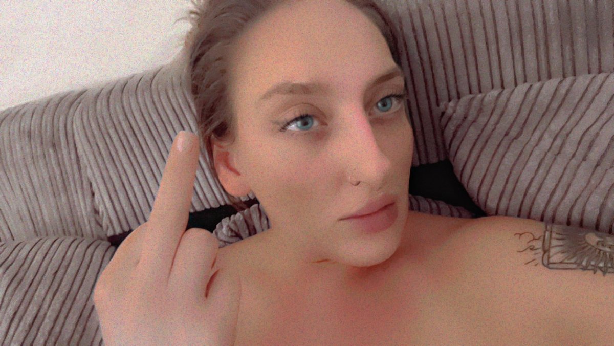GODDESSMIL93172's tweet photo. Ask permission to give me all your money I dare you losers! 

PayPig CashCow MoneySlave Findom https://t.co/RX1XWApsdD