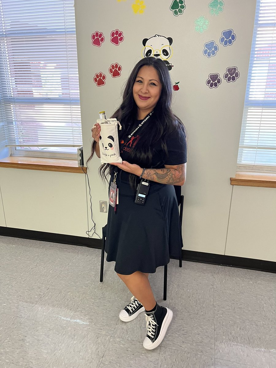 DVISD_PES's tweet photo. We have such hard working substitute teachers that pour their hearts as souls into Popham.
As Substitute Appreciation Week comes to a close, we want to send a HUGE Panda THANK YOU to our subs!
#wearepopham
#SubstituteAppreciationWeek https://t.co/zauyF8nqsz