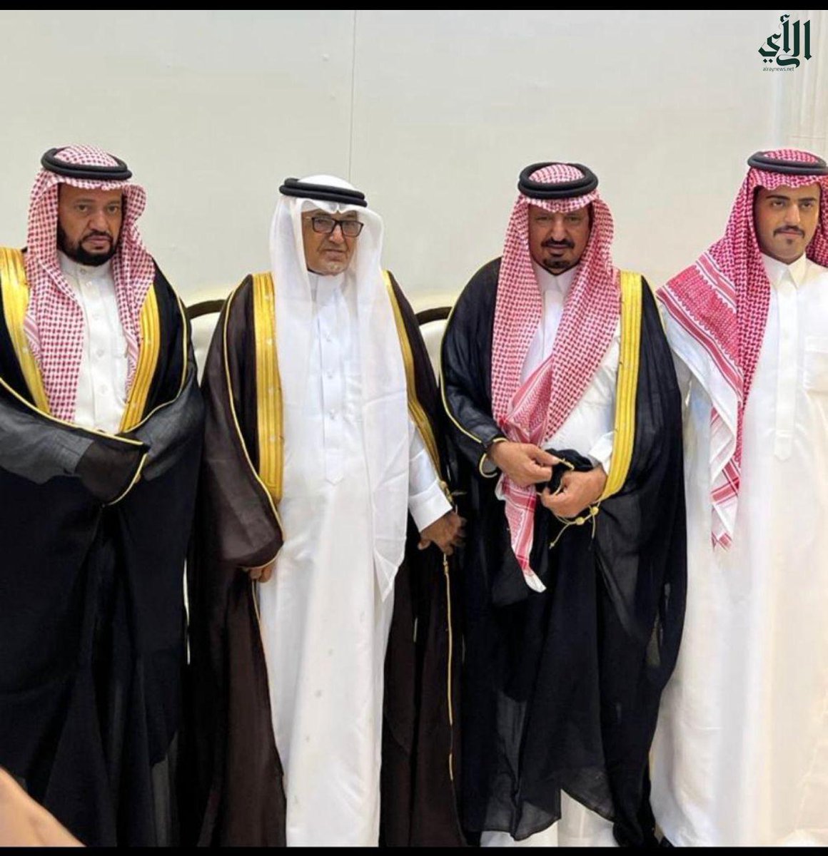 أسرة ال مسفر الوداعين تحتفل بزواج ابنهم عبدالله - alraynews.net/6637163.htm
#صحيفة_الرأي_الإلكترونية