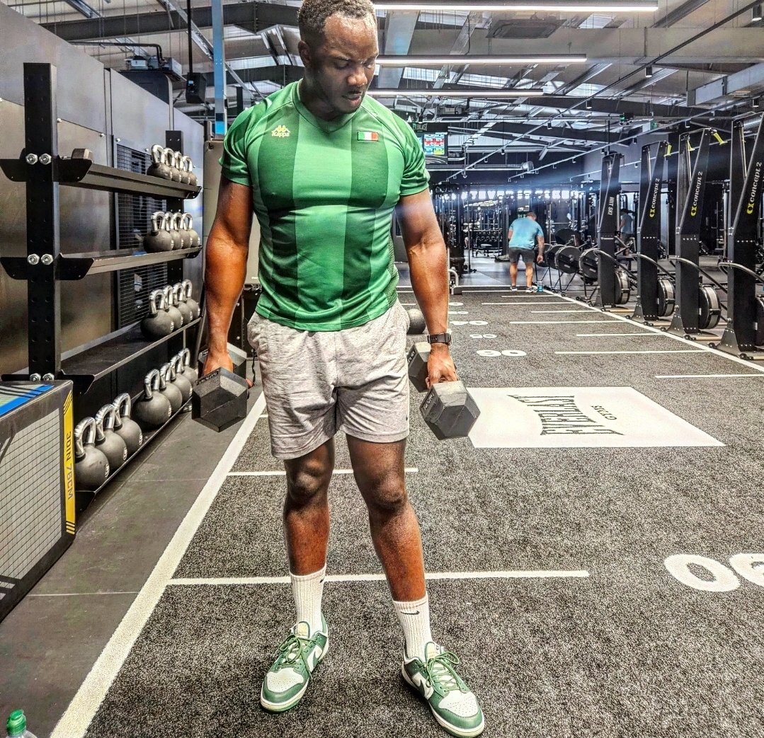 AAnt26's tweet photo. The summit is what drives us, but the climb itself is what matters! #ShapingUp https://t.co/gNVG1bOREm