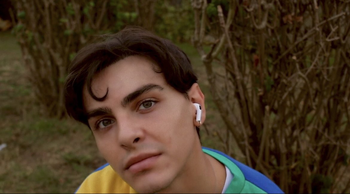 Still the One - Shania Twain/ Jesse Barrera Cover youtu.be/GOrUiqniHtQ?fe… via <a href="/YouTube/">YouTube</a>