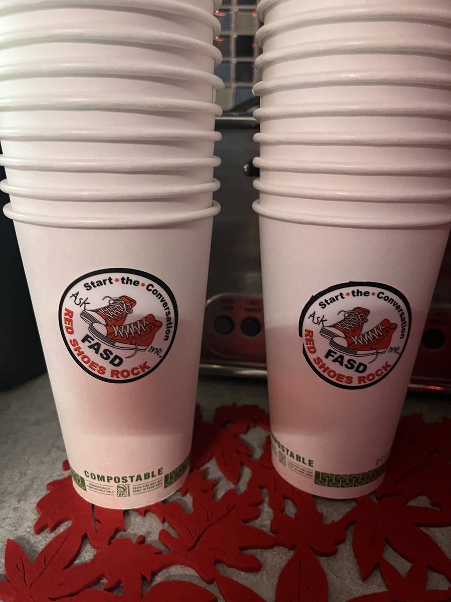 EdmontonEFAN's tweet image. Shout out to the #FASD frontline staff with @cssalberta in Edmonton who opened a mocktail lounge in their kitchen with food, prizes and facts! #RedShoesRock #FASDMonth2023