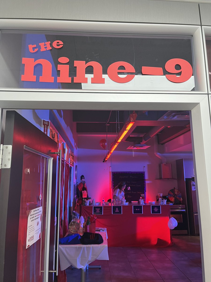 EdmontonEFAN's tweet image. Shout out to the #FASD frontline staff with @cssalberta in Edmonton who opened a mocktail lounge in their kitchen with food, prizes and facts! #RedShoesRock #FASDMonth2023