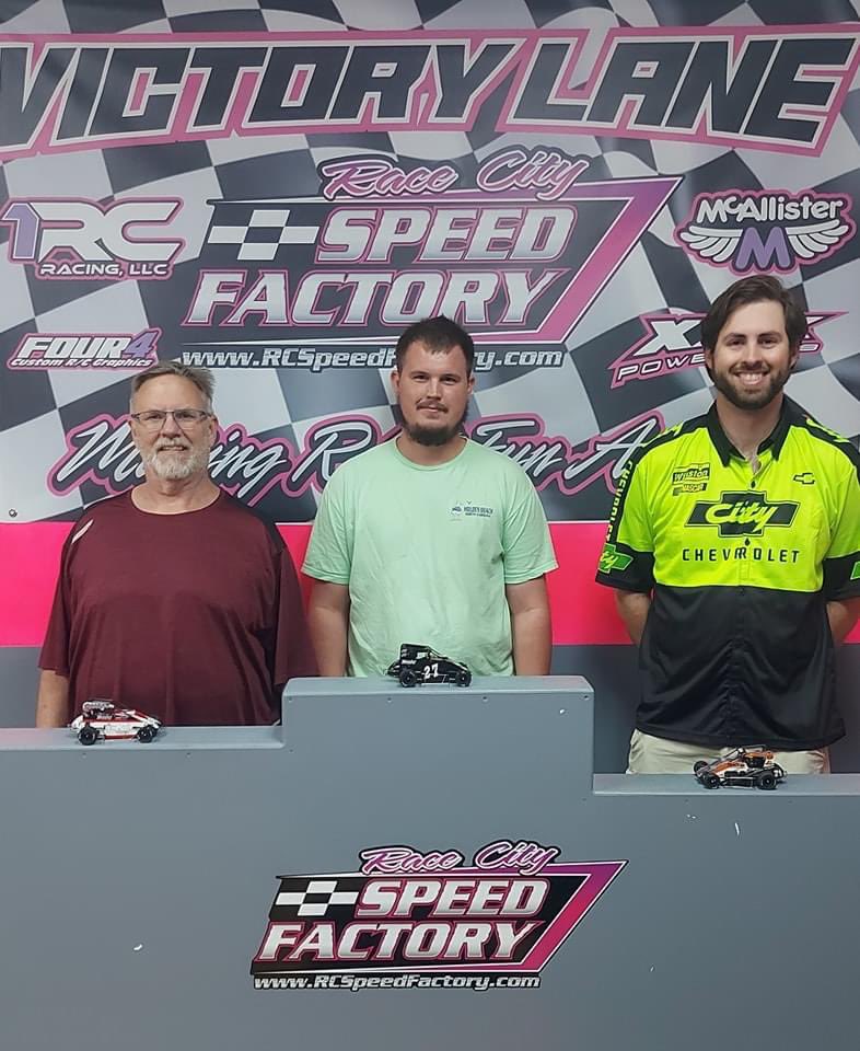 RCSpeedFactory's tweet photo. At Race City Speed Factory — It's time for @1RCRacing Friday Night Lights here at the Speed Factory! Nastrucks will also be back in action tonight. 

Doors open at 4pm.
Sign ups close at 6:30pm.
Racing at 7pm.

Here are Monday Night's podium finishers:

https://t.co/CN9r9ecvQ8 https://t.co/uD5KEJDODy