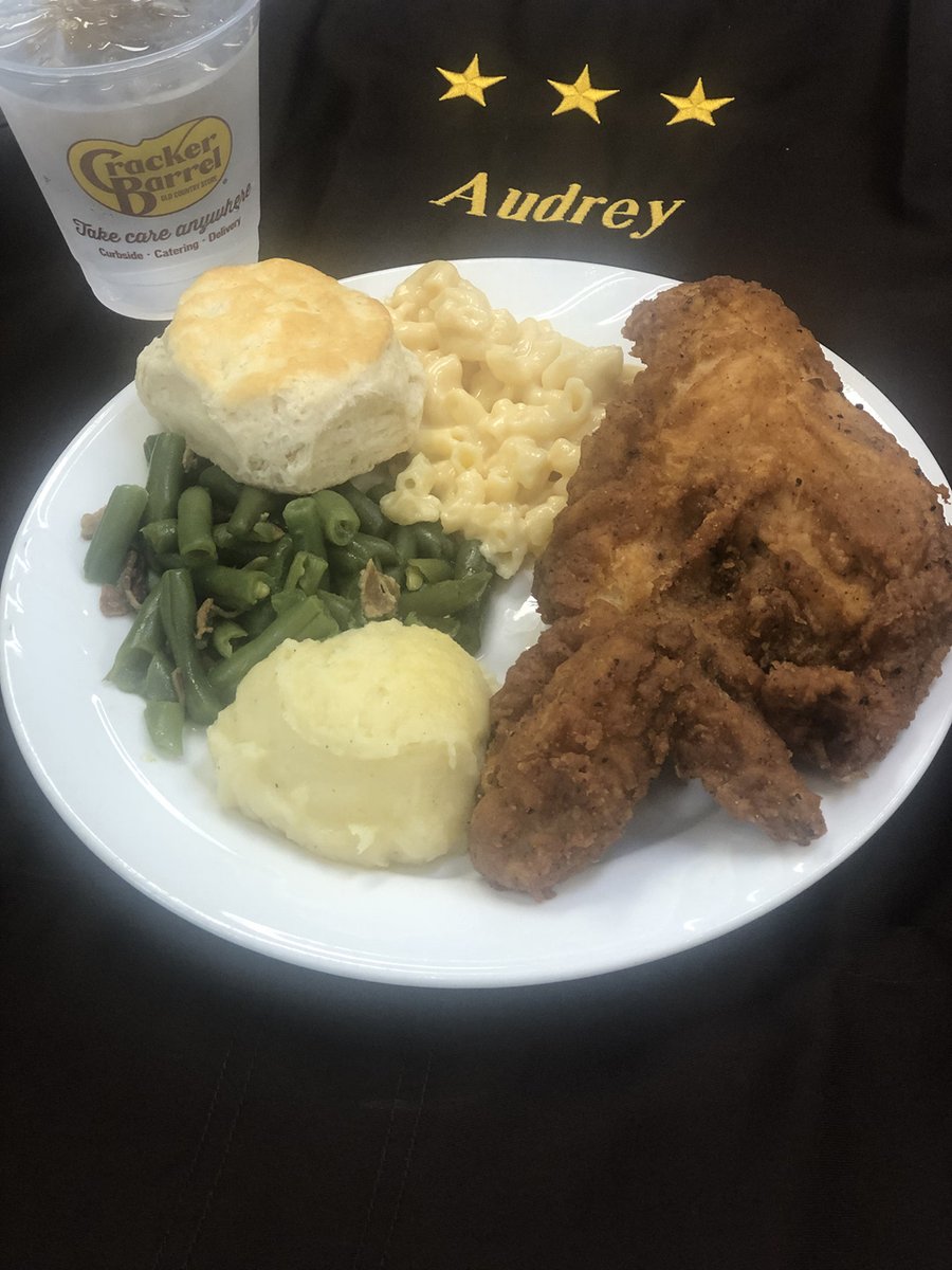 CooperTrailSL's tweet photo. This month's Taste of Town was Cracker Barrel, a resident favorite! https://t.co/N4qWkDhSf3