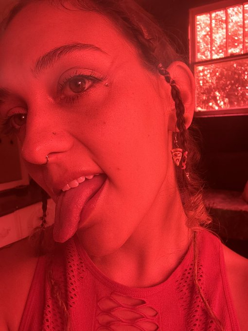 Fit check  🌶️🍓 https://t.co/eAKpqQyN89<a href="/tag/onlyfans"class="tags"><span>#onlyfans</span></a><a href="/tag/onlyfansmodel"class="tags"><span>#onlyfansmodel</span></a>