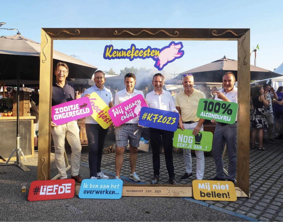 JurgenvanHoudt's tweet photo. Beregezellig op de @Keunefeesten, samen met het College van @gmrijssenholten 🎉 #KF2023 https://t.co/ljY5BXbTQn