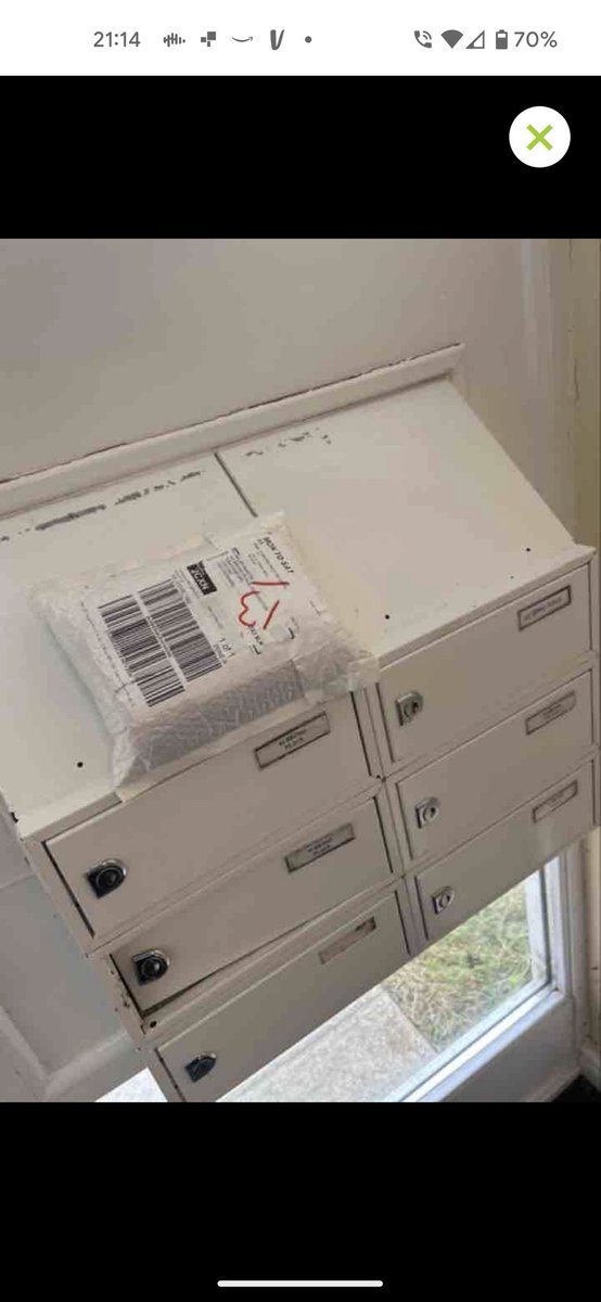 headcase10's tweet photo. @YodelOnline when you leave a note saying don't leave parcels as there is no safe place due to stolen parcels.. Is this deemed a safe place??? VERY ANNOYED!!! https://t.co/0RZcK8NgTF