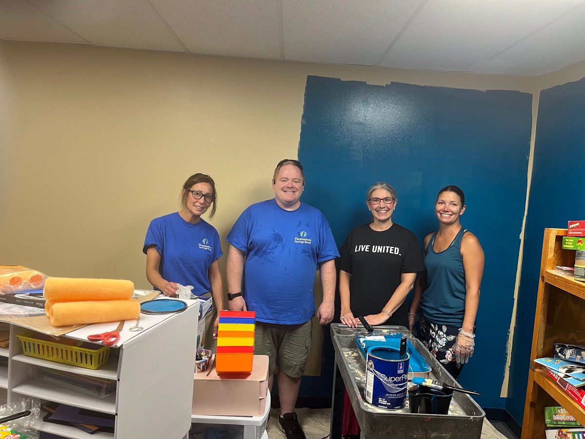 UnitedWayofGW's tweet photo. Thank to everyone who volunteered for our Day of Caring including employees of @ThomastonBank who volunteered at our partners @WtbyYouthSvcs! #HelpEveryVoiceBeHeard https://t.co/eYDJDTO6W7