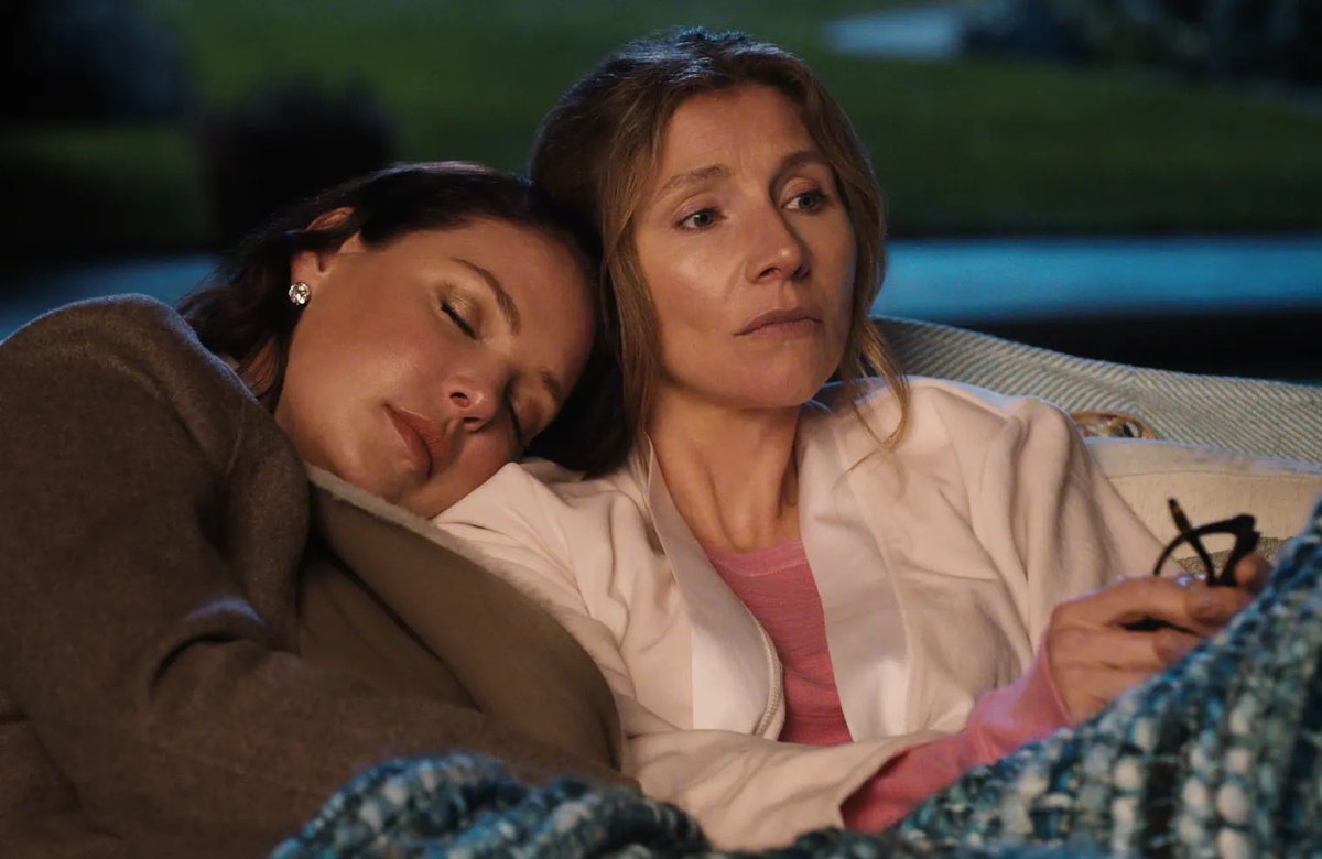 파이어플라이 레인(2021-22) 어색한 이웃으로 만난 10대부터 40대까지 평생을 서로의 곁에 있어준 털리와 케이트. 과거와 현재가 교차하는 구성이...