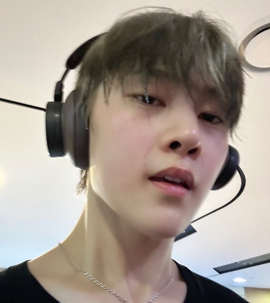 ୧ ‧₊˚ tweet media