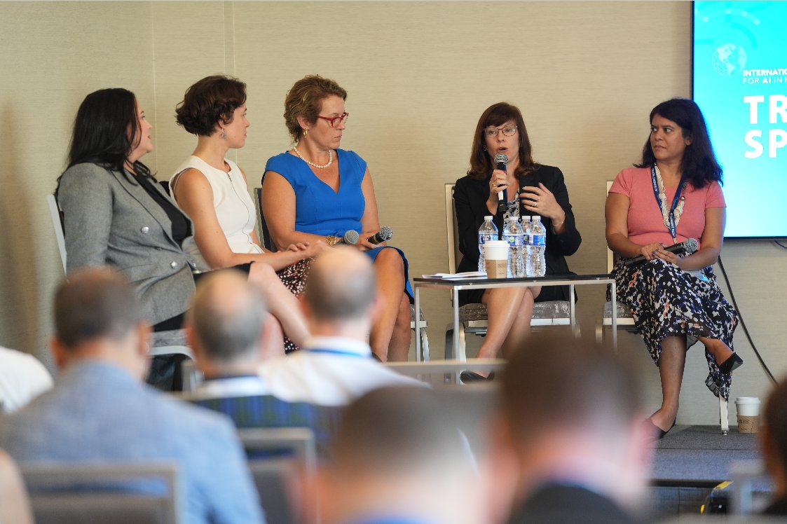 VAInnovation's tweet image. #DataX session track continued for Day 3 with a panel on Open Innovation for Evaluation of AI Solutions. Kacie Kelly, CIO of @MeadowsInst said, “This concept of open innovation is very important because it democratizes the participation in solution generation and innovation.”