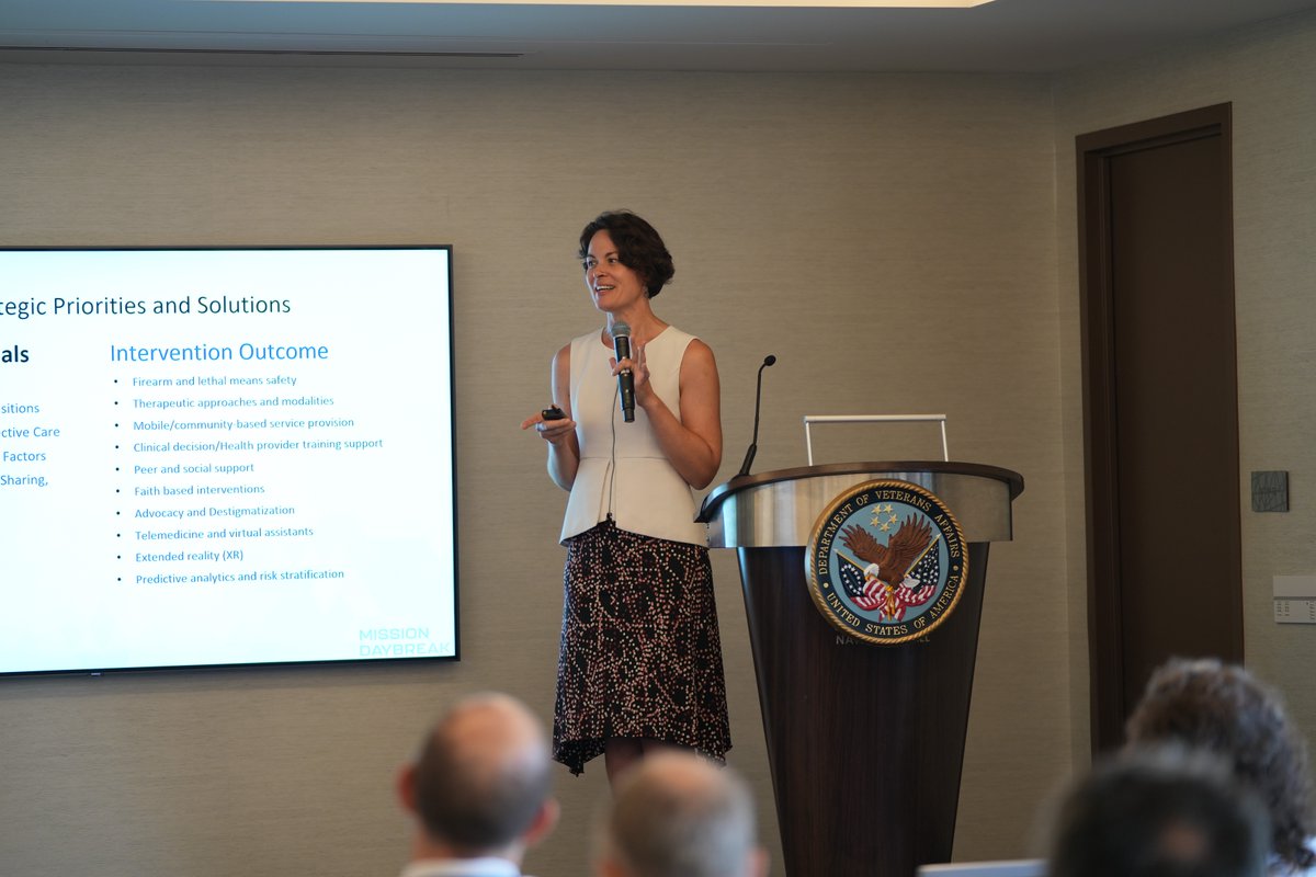 VAInnovation's tweet image. #DataX session track continued for Day 3 with a panel on Open Innovation for Evaluation of AI Solutions. Kacie Kelly, CIO of @MeadowsInst said, “This concept of open innovation is very important because it democratizes the participation in solution generation and innovation.”