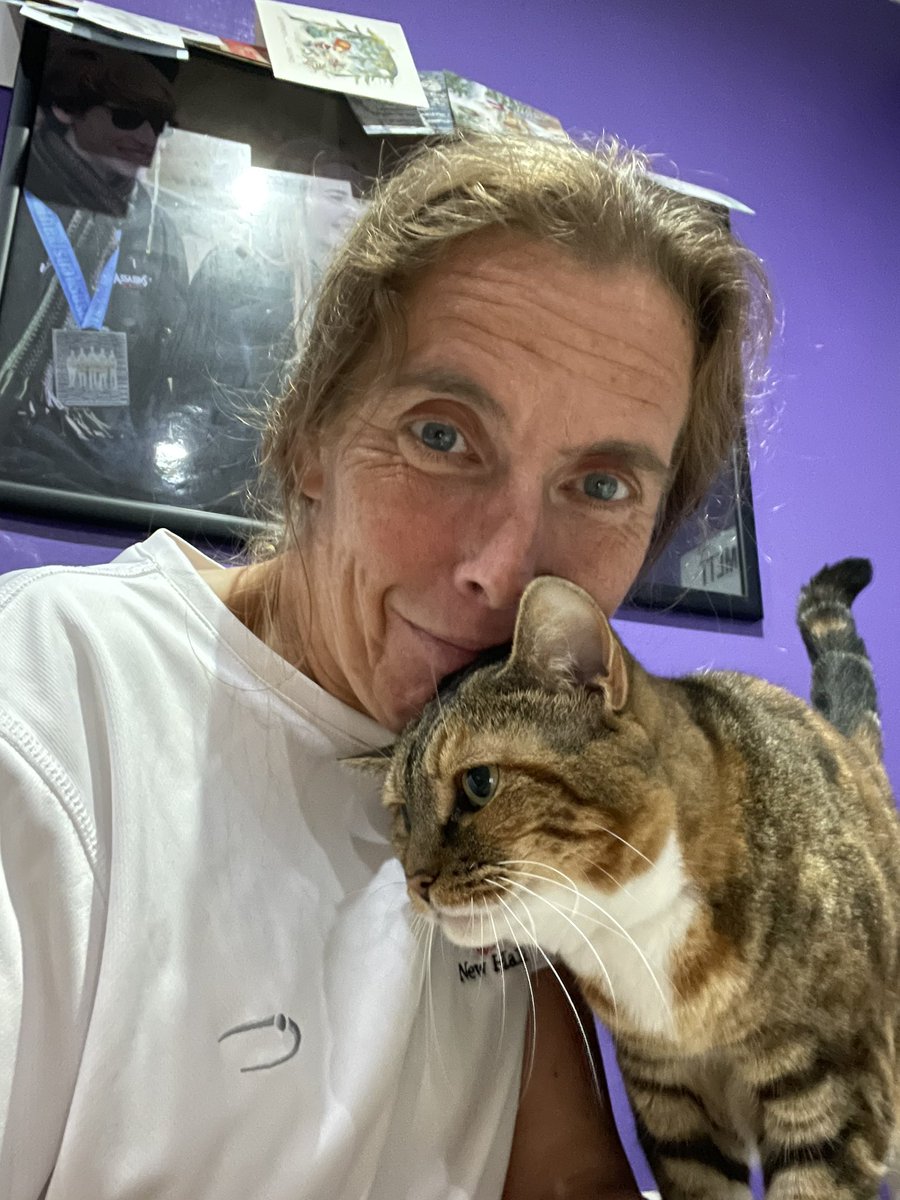 Just finished this book by <a href="/itsmcronin/">Marianne Cronin</a> - tears pouring down my face. Absolutely loved it. 💕 Thank you Marianne. Can’t wait to discuss this with my book group 📚