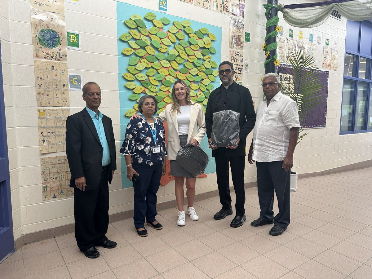 LancasterPS (@lancaster_ps) on Twitter photo Thank you honourable Trustee Benjamin and the Parish Committee for free backpacks with school supplies for students at Lancaster! <a href="/Trustee_Ward5/">Susan Benjamin</a> <a href="/YonnetteDey/">Yonnette E. Dey, SOE</a> Thank you honourable Trustee Benjamin and the Parish Committee for free backpacks with school supplies for students at Lancaster! <a href="/Trustee_Ward5/">Susan Benjamin</a> <a href="/YonnetteDey/">Yonnette E. Dey, SOE</a>