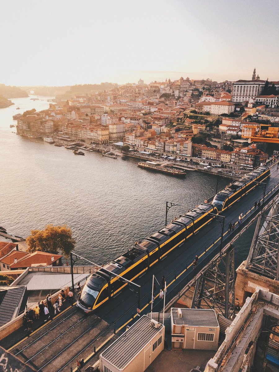 Which city do you prefer, Lisbon or Porto?