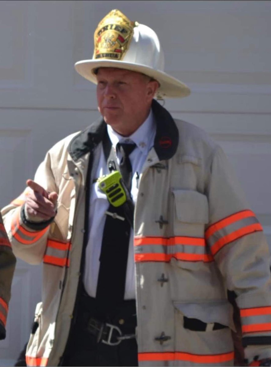 nashuafire's tweet image. Congratulations to Deputy Chief Kevin Kerrigan for completing 36 years with Nashua Fire Rescue 09/08/1987.  @Local_789