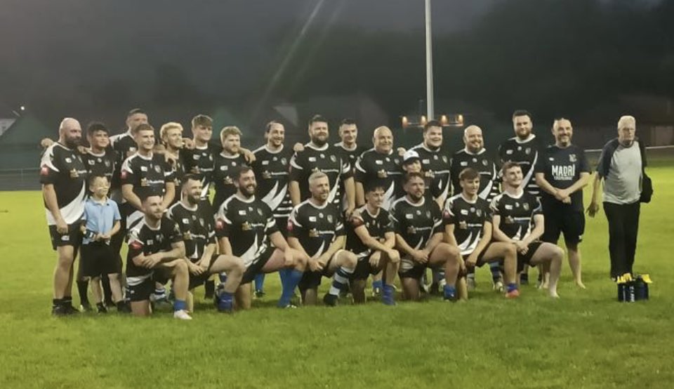 ystradbluesrfc's tweet photo. Our 2nds are back. 🔵⚪️

14 nil up.  Unfortunately a young Mumbles side coming back to 32 14. 

But the real result is 25 players playing. 

Thanks to ref Simon Knolye. A great game. https://t.co/HWYEzzhCmE