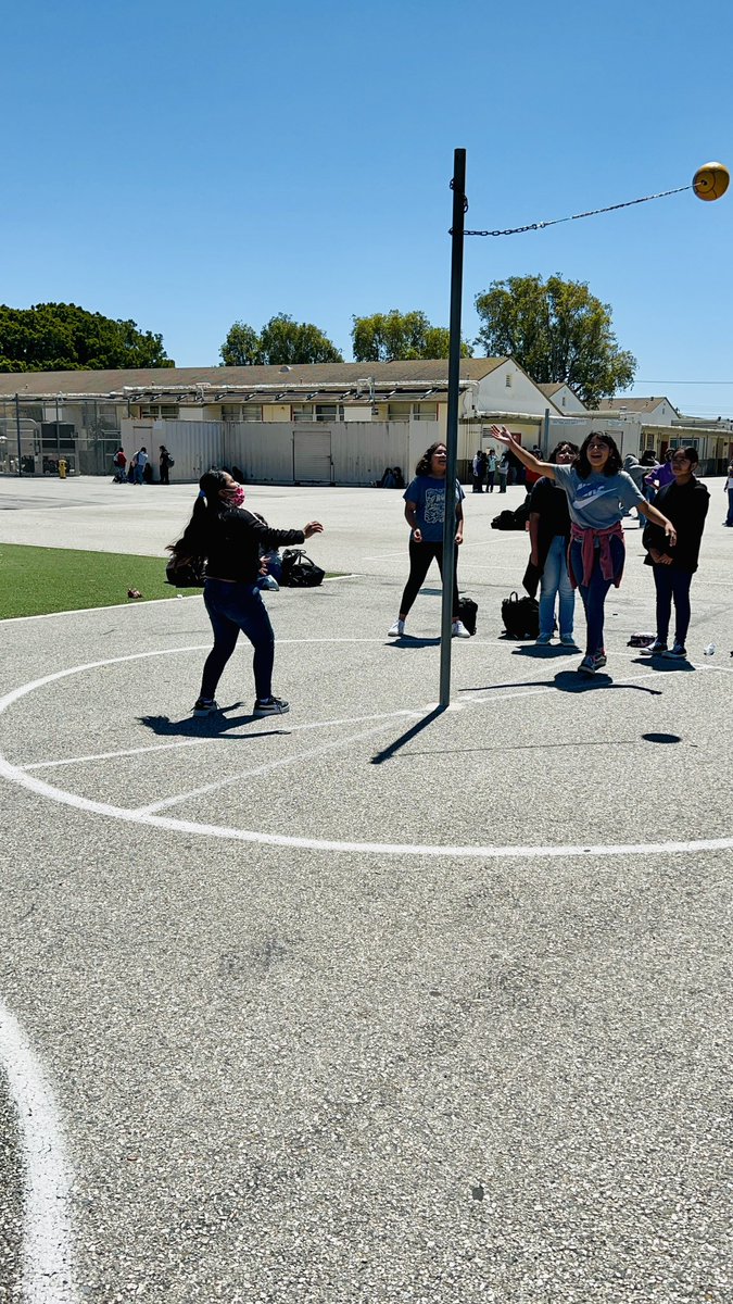 Curren School tweet media