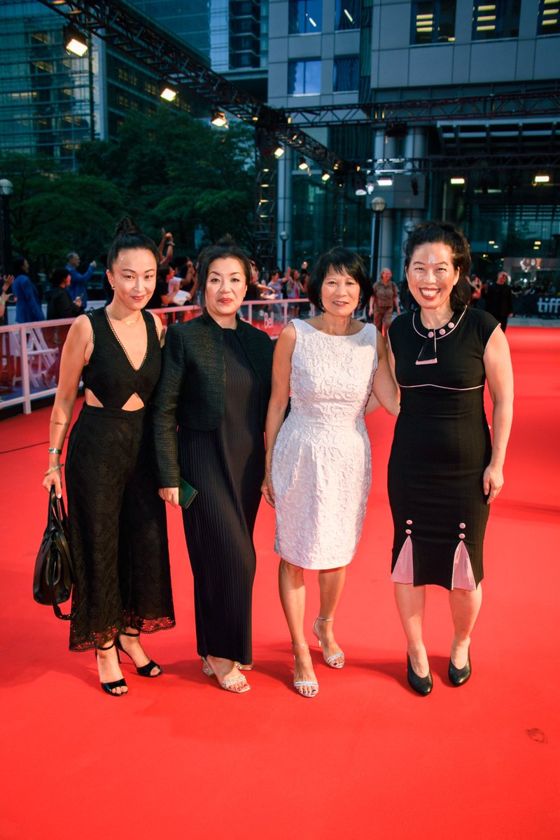 Kicking of #TIFF23 On the red carpet with these powerhouse women!
Looking forward to celebrating the amazing lineup of films at the festival this year! <a href="/TIFF_NET/">TIFF</a> <a href="/oliviachow/">Olivia Chow</a> <a href="/anitaylee/">Anita Lee</a> @minsooklee  📸 <a href="/GeorgePimental/">George Pimental</a>