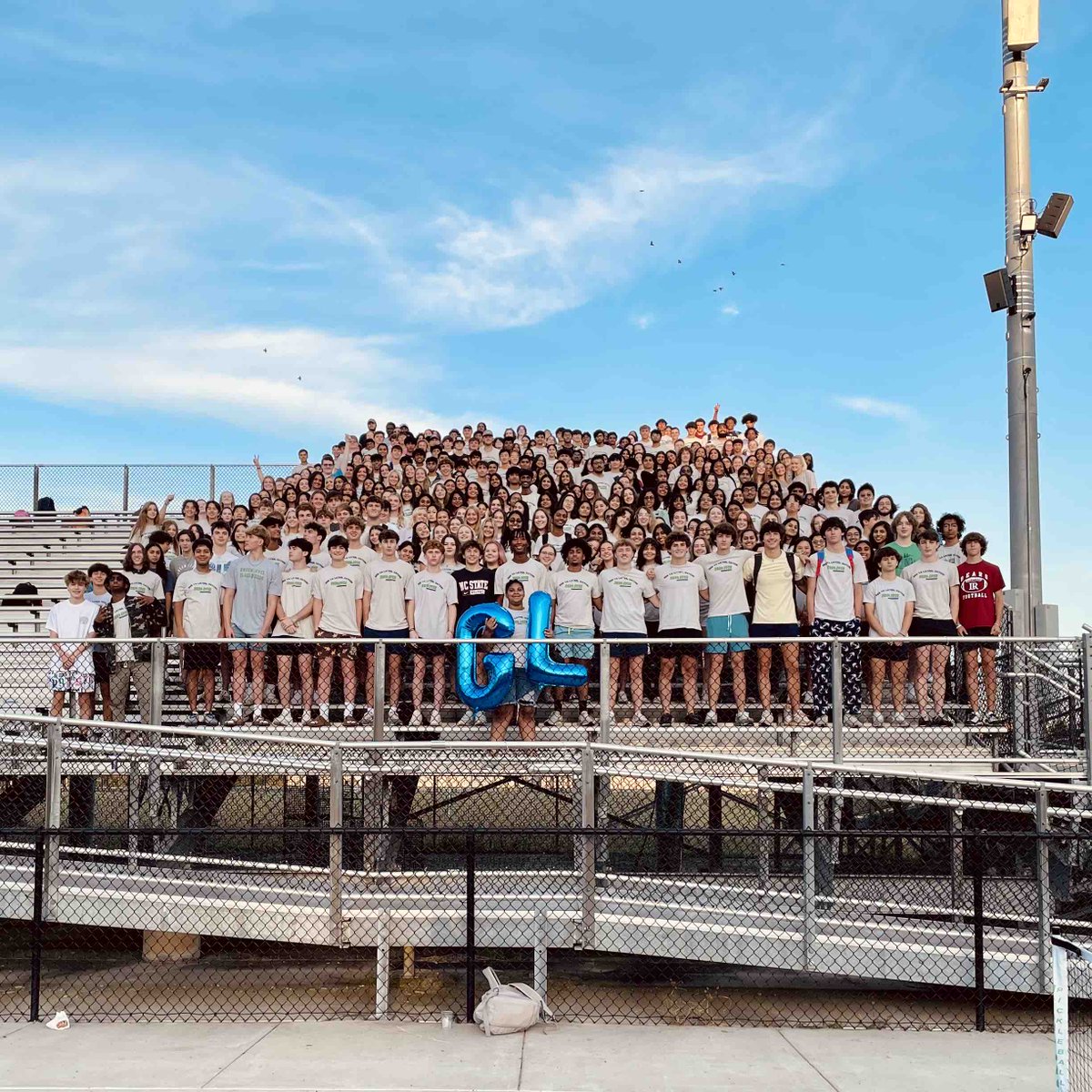 ☀️ Senior Sunrise ☀️ with our Class of 2️⃣0️⃣2️⃣4️⃣ 

We’re so proud of you! 🥹🎉