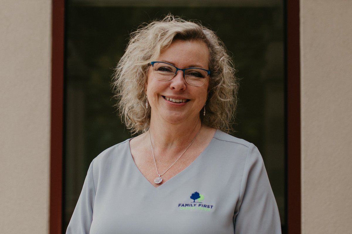 Family First Promotions:  New COO &amp; 2 New Directors Announced!📢

Please join us in congratulating Eileen Ferris, Brenda Stone, and Joe Cellura on their recent promotions. Learn more in our press release below!👇 #creditunion #banking #rochesterny #CUNA

home.familyfirstny.com/2023/09/08/fam…