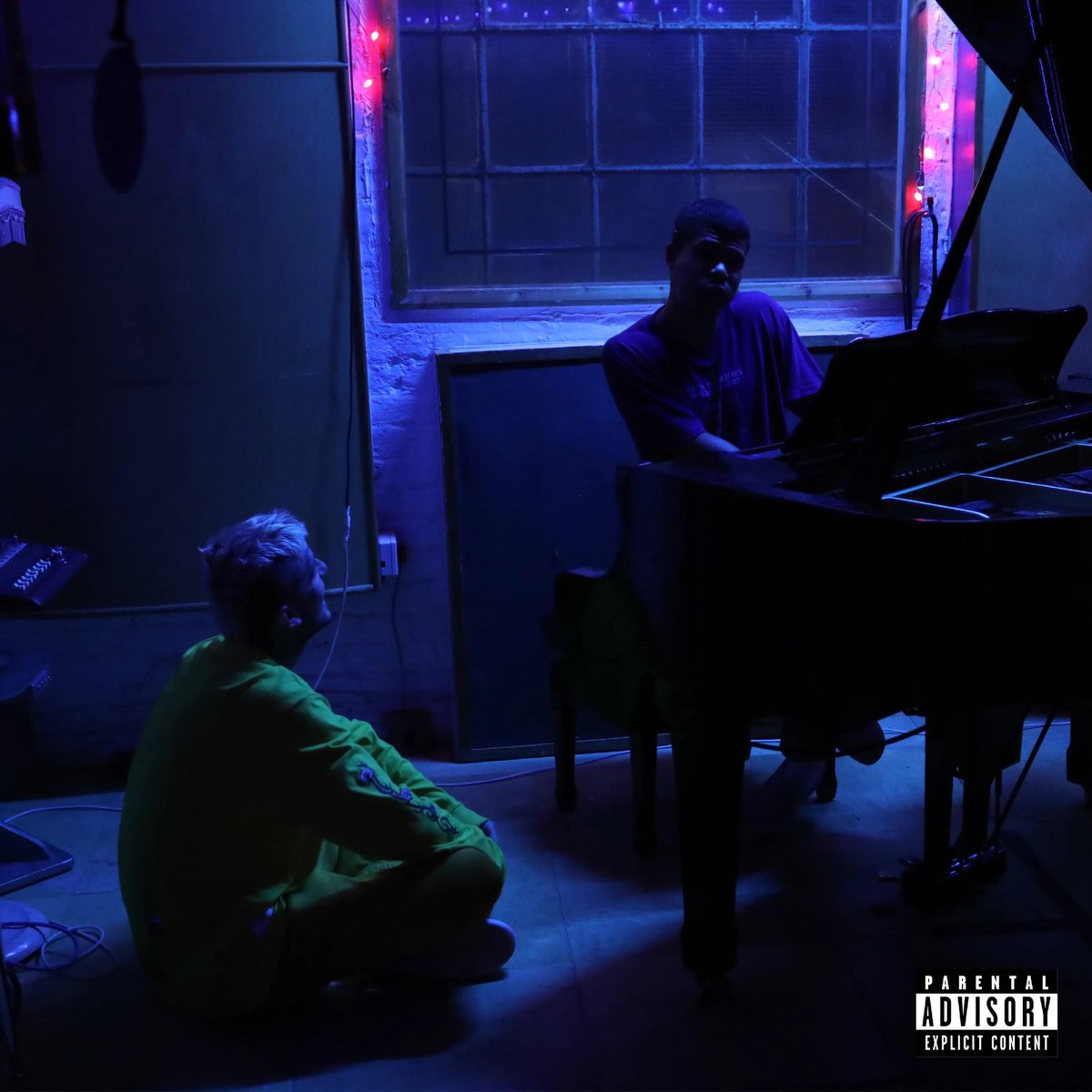 LilPeepCharts's tweet photo. .@LilPeep and @ILOVEMAKONNEN's “DIAMONDS” reaches a new peak at #2 on the US iTunes Hip-Hop/Rap chart. https://t.co/9K34tGDDFO