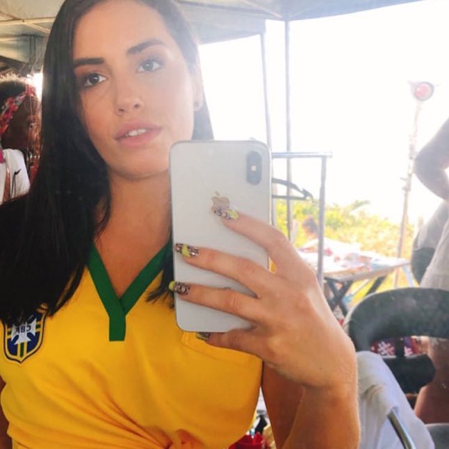PortalLaliBR's tweet photo. DEPRE! Ontem (07) completou 4 anos desde o anuncio da Lali (@lalioficial) como uma das atrações do palco “SuperNova” no Rock In Rio 2019. 

O show pela #BravaTour foi a primeira e unica apresentação da Lali no Brasil até o momento. 🇧🇷❤️ 

te extrañamos, vuelve @lalioficial https://t.co/YN40JoqjdN