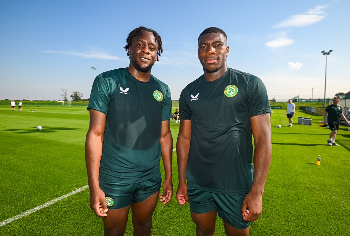 𝗦𝗾𝘂𝗮𝗱 𝗨𝗽𝗱𝗮𝘁𝗲 | Striking duo called up for Netherlands 🇮🇪

Sinclair Armstrong &amp; Jonathan Afolabi have been called up to the Ireland squad ahead of Sunday's @EURO2024  qualifier against the Netherlands 🙌

Will Keane has returned to his club following last night's injury