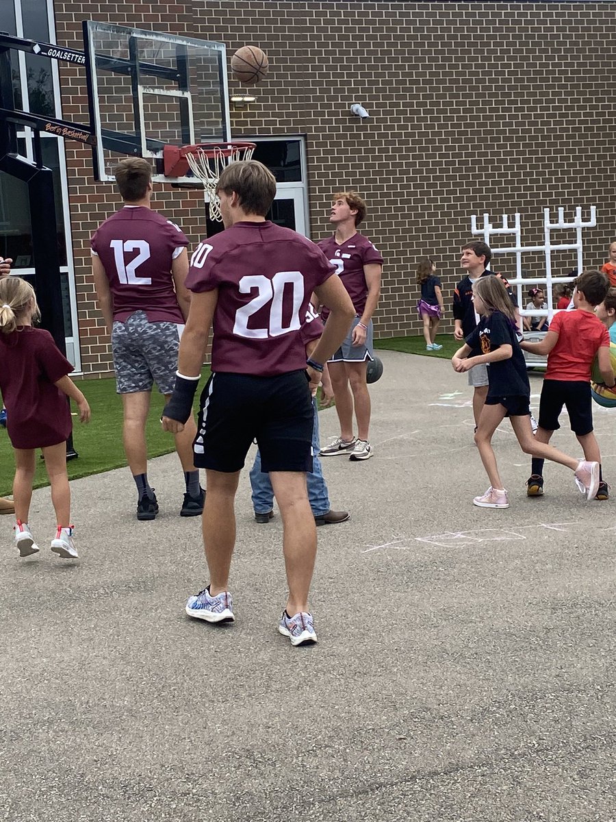 Bellar Bunch tweet media