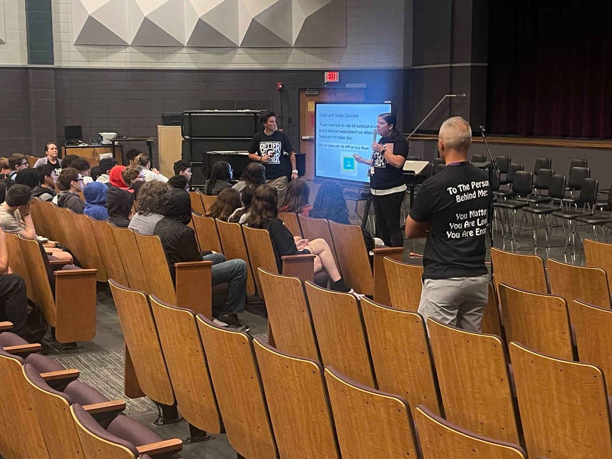 GreeceOdyssey's tweet photo. 9th grade scholars during grade level meetings at Odyssey Academy! #highexpectations #highsupport #Leadership @CHepburnChange @msgabbygraves https://t.co/Yi5P4KaZgG
