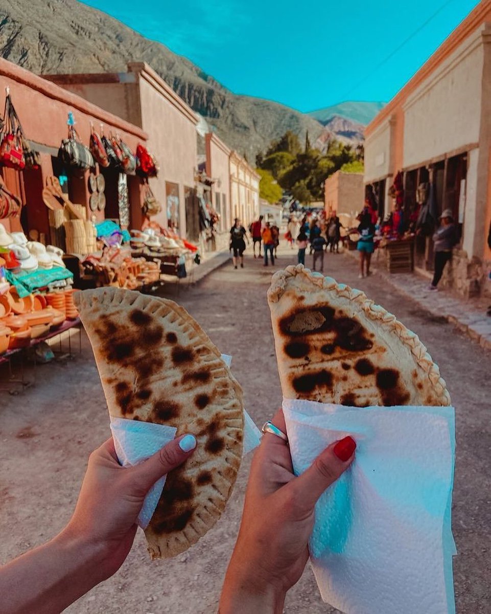 Quien anda con ganas de recorrer Jujuy comiendo unas tremendas empanadas 🤤

Por 📸 aldanaamo