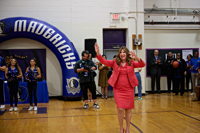 Dallas ISD (@dallasschools) on Twitter photo Happy Birthday to Dallas ISD Superintendent, Stephanie S. Elizalde, Ed.D.! 🎂 Your dedication, leadership, and passion for education continue to inspire us all.🥳
<a href="/DallasISDSupt/">Dr. Stephanie S. Elizalde</a> Happy Birthday to Dallas ISD Superintendent, Stephanie S. Elizalde, Ed.D.! 🎂 Your dedication, leadership, and passion for education continue to inspire us all.🥳
<a href="/DallasISDSupt/">Dr. Stephanie S. Elizalde</a>