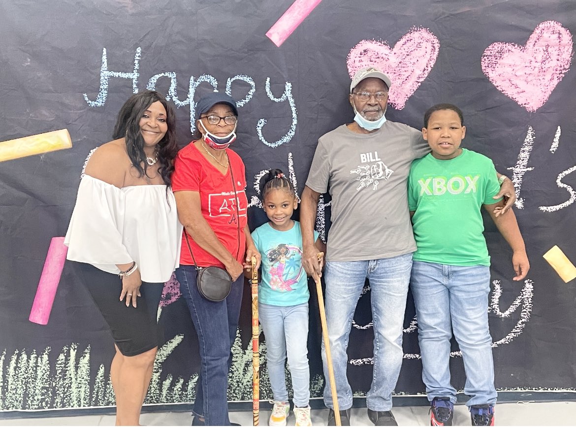 SlaterPBSA's tweet photo. Grandparents’ Day (Part 1) celebration was a huge success here @Slater!! Both, students and grandparents enjoyed a hearty meal along with nice jazz music 🎶. What a nice event. #GrandsMatter @JovanDM @PBSA_CEO @ChashaWilliams @JovanDM @moldingmindz @MsManago https://t.co/MKFL5taaDn