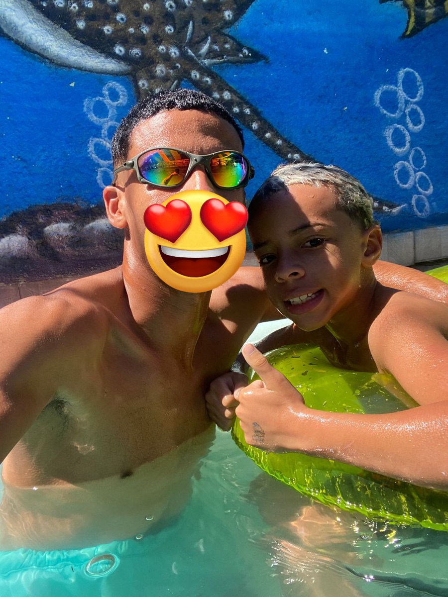 Filho me dá sua mão...🎶🤝🏽💪🏽🫶🏽🥰