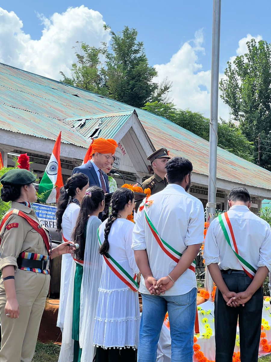 prithvi_prof's tweet photo. #MeriMaatiMeraDesh 
SD NCC unit GDC bhaderwah,2JK (i)coy NCC bhaderwah
#IndependenceDay  Celebration
@HQ_DG_NCC 
@NCCDteJKL https://t.co/jYbLvSqZJ6