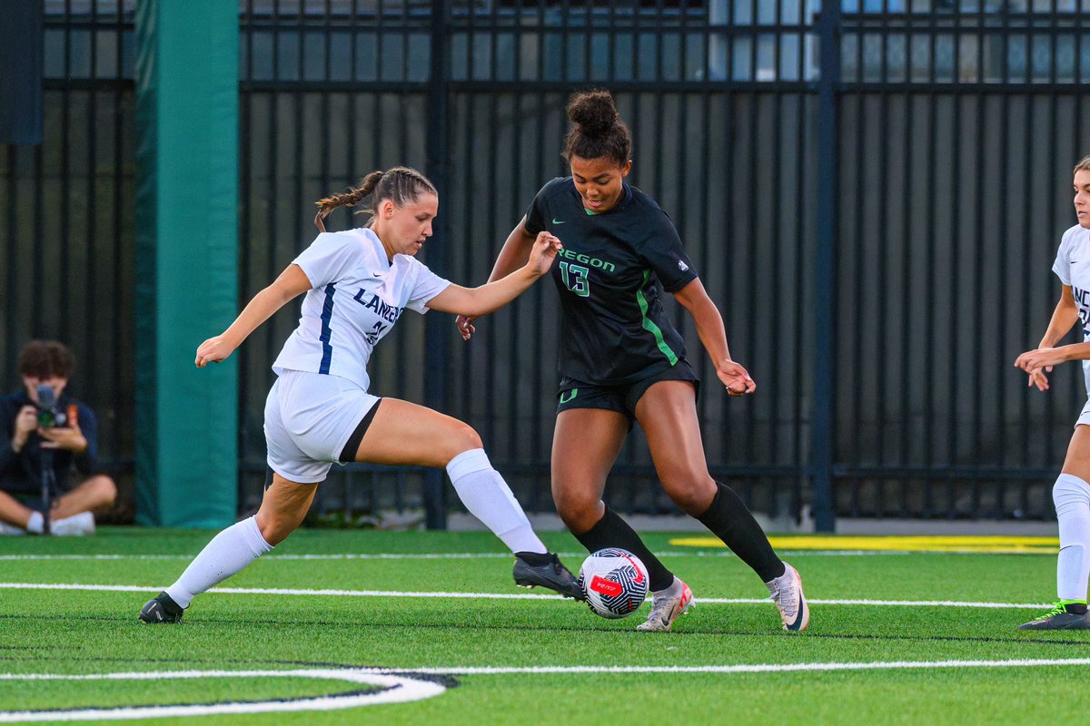 CBUwsoccer's tweet photo. 🦆 dubs >>>

#LanceUp⚔️ https://t.co/ETrZeFsmIR