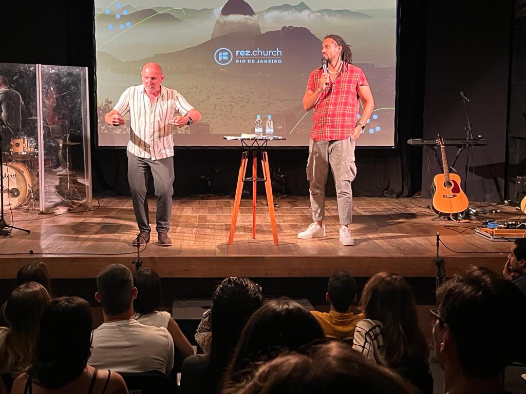 andyhmessage's tweet image. What a time we had in Brazil. I was privileged to get to speak in lots of churches, and saw salvation and Christians getting fired up. Michele and I met so many great people doing heroic work. The new Message Brazil really is experiencing an amazing season of open doors-love it!