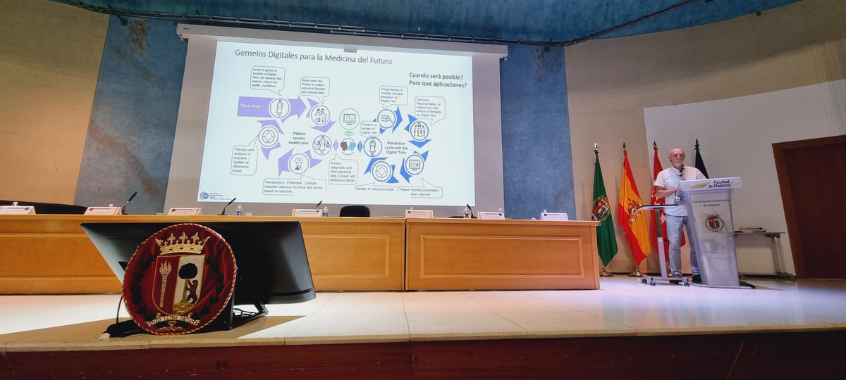 Hoy ha tenido lugar la ceremonia inaugural de los Masteres del programa de Biociencias Moleculares en <a href="/UAM_Medicina/">Medicina UAM</a> con la conferencia de Dr. Alfonso Velencia sobre inteligencia artificial en biociencias! <a href="/UAM_Madrid/">UAM Autónoma Madrid</a> <a href="/_amayamendiko/">Amaya Mendikoetxea UAM</a> <a href="/IIBmCSICUAM/">IIBM</a>